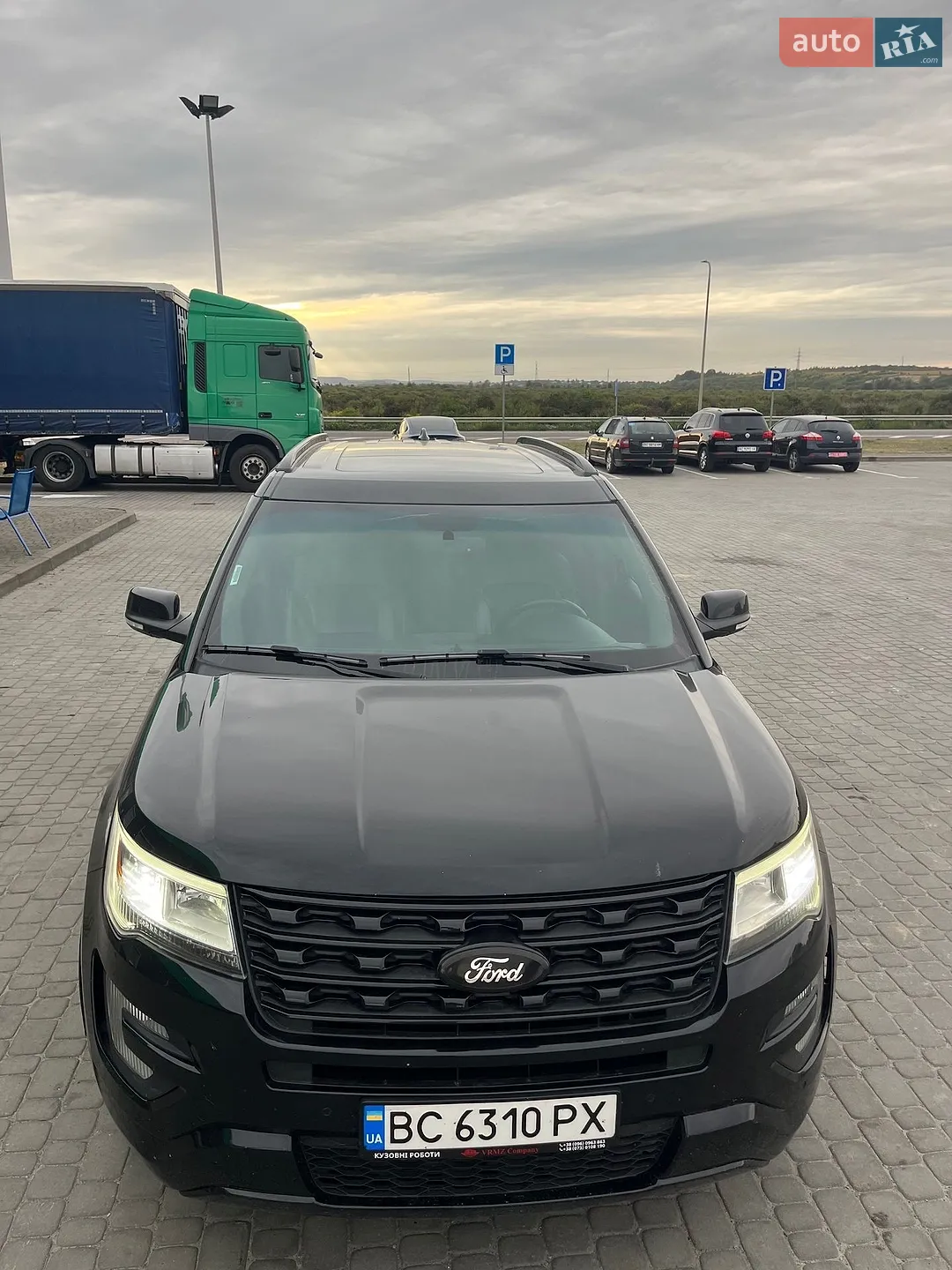 2016 Ford Explorer - мініатюра 3