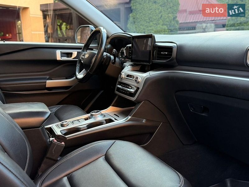 Позашляховик / Кросовер Ford Explorer 2020 в Львові