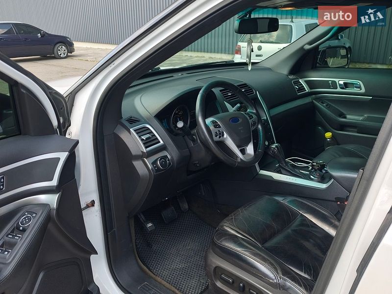 Позашляховик / Кросовер Ford Explorer 2014 в Харкові