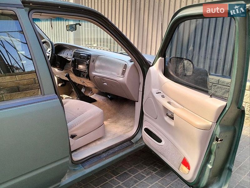 Позашляховик / Кросовер Ford Explorer 1996 в Харкові