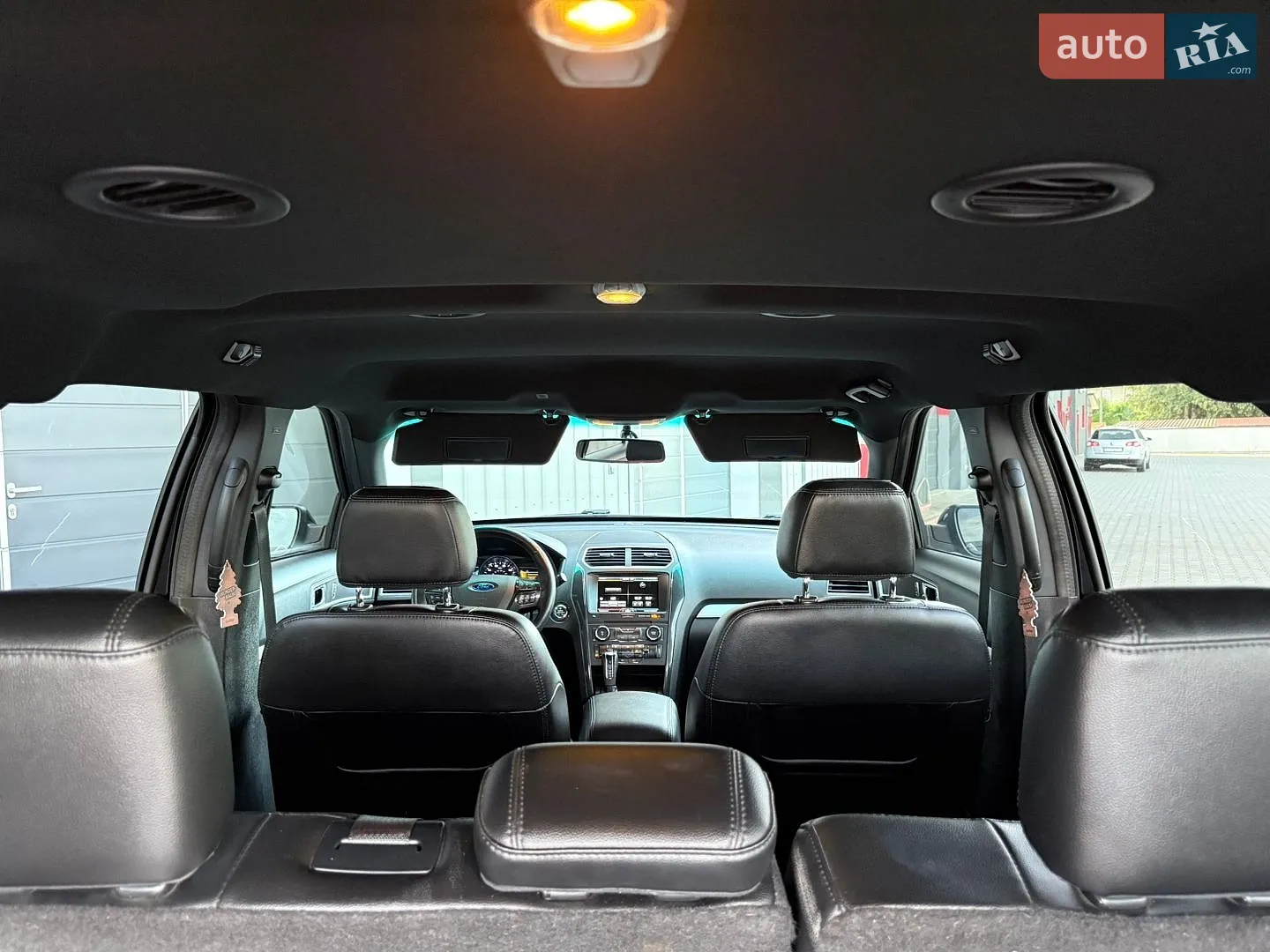 2016 Ford Explorer - мініатюра 31