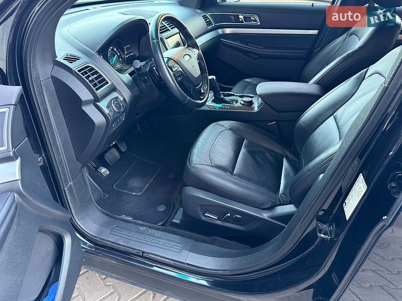 Внедорожник / Кроссовер Ford Explorer 2016 в Киеве