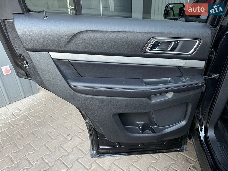 Внедорожник / Кроссовер Ford Explorer 2016 в Киеве