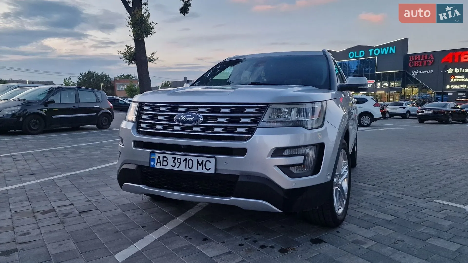 2016 Ford Explorer - фото 1
