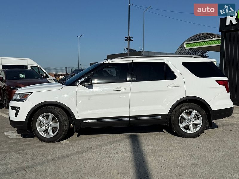 Внедорожник / Кроссовер Ford Explorer 2017 в Львове