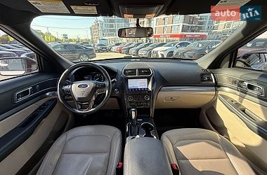 Внедорожник / Кроссовер Ford Explorer 2017 в Львове