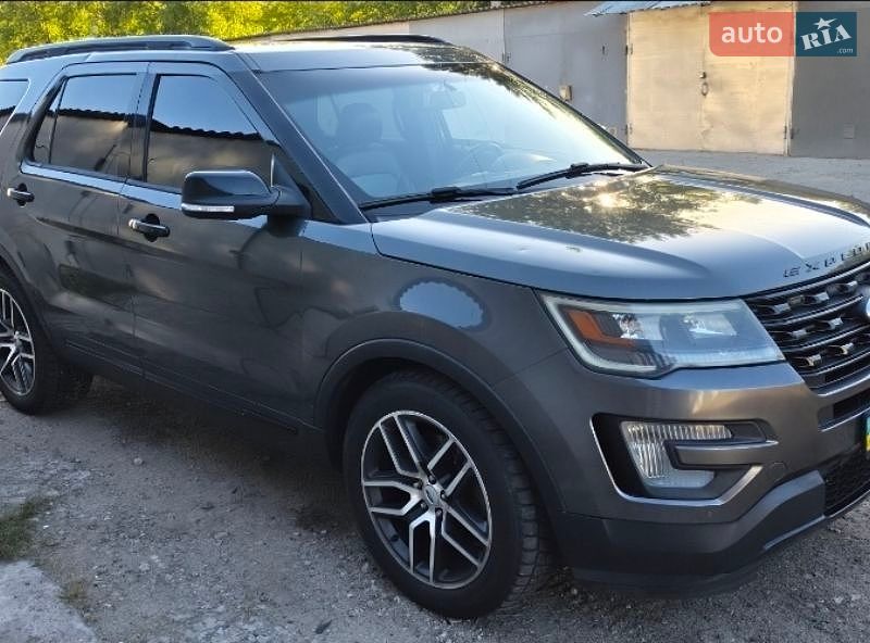 Внедорожник / Кроссовер Ford Explorer 2016 в Киеве фото 4 Внедорожник / Кроссовер Ford Explorer 2016 в Киеве