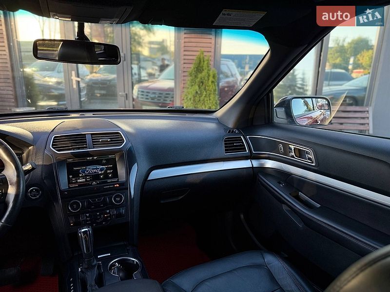Внедорожник / Кроссовер Ford Explorer 2015 в Львове