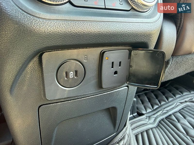 Внедорожник / Кроссовер Ford Explorer 2025 в Одессе