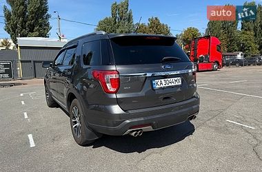 Позашляховик / Кросовер Ford Explorer 2018 в Києві