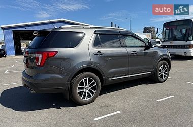 Позашляховик / Кросовер Ford Explorer 2018 в Києві