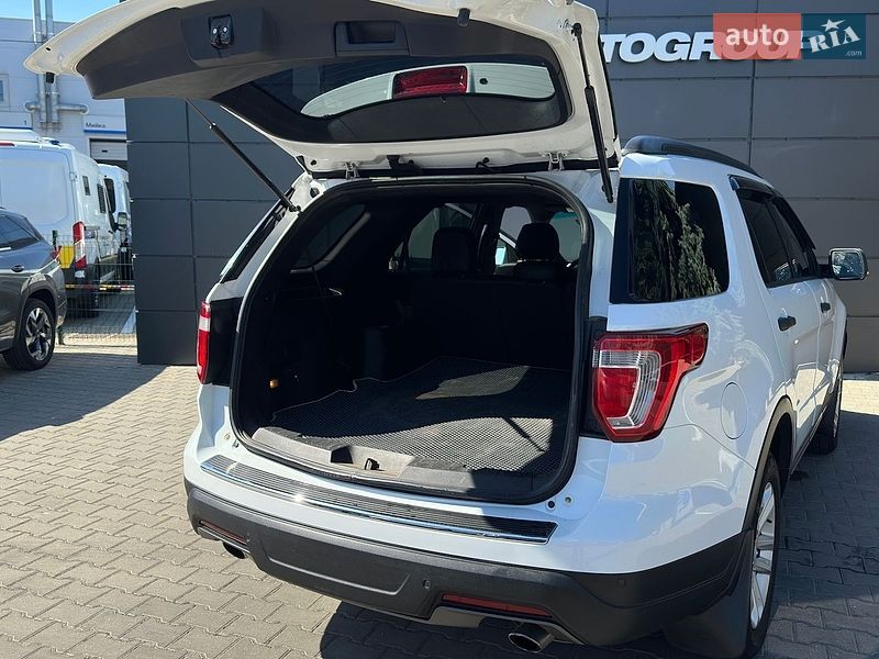 Позашляховик / Кросовер Ford Explorer 2016 в Одесі