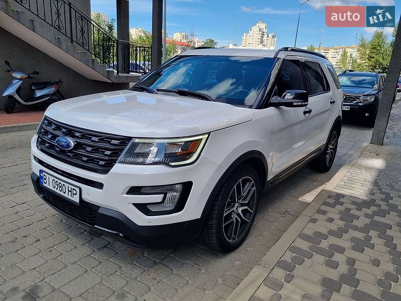 Позашляховик / Кросовер Ford Explorer 2016 в Києві