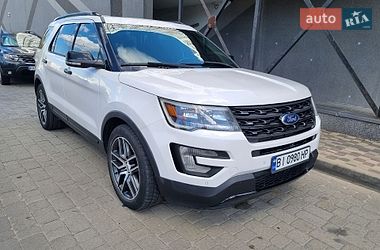 Позашляховик / Кросовер Ford Explorer 2016 в Києві