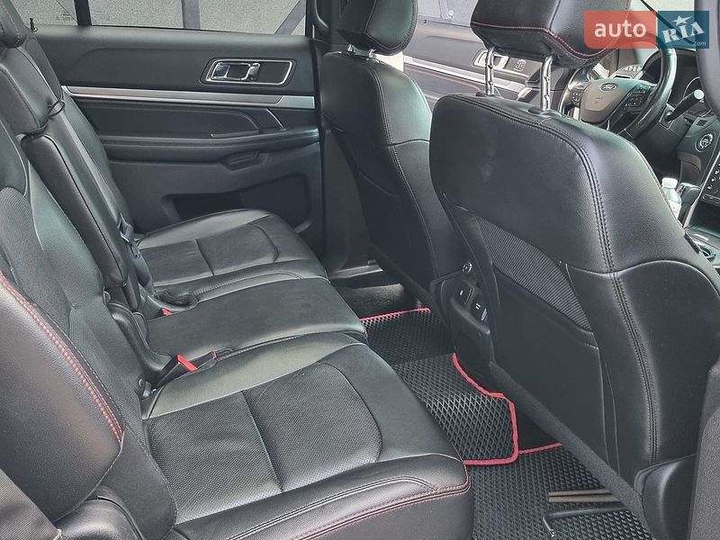 Позашляховик / Кросовер Ford Explorer 2016 в Києві