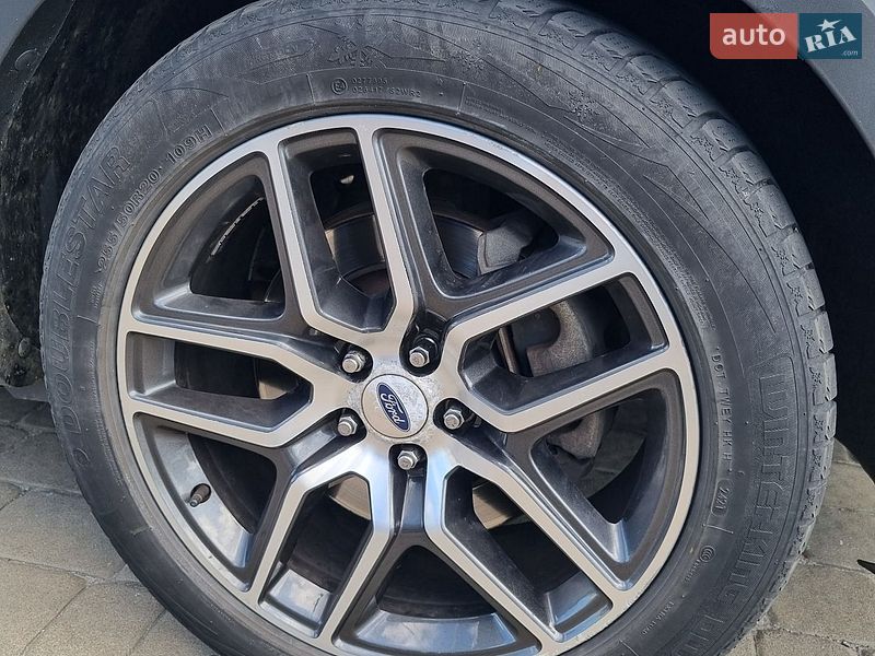 Позашляховик / Кросовер Ford Explorer 2016 в Києві