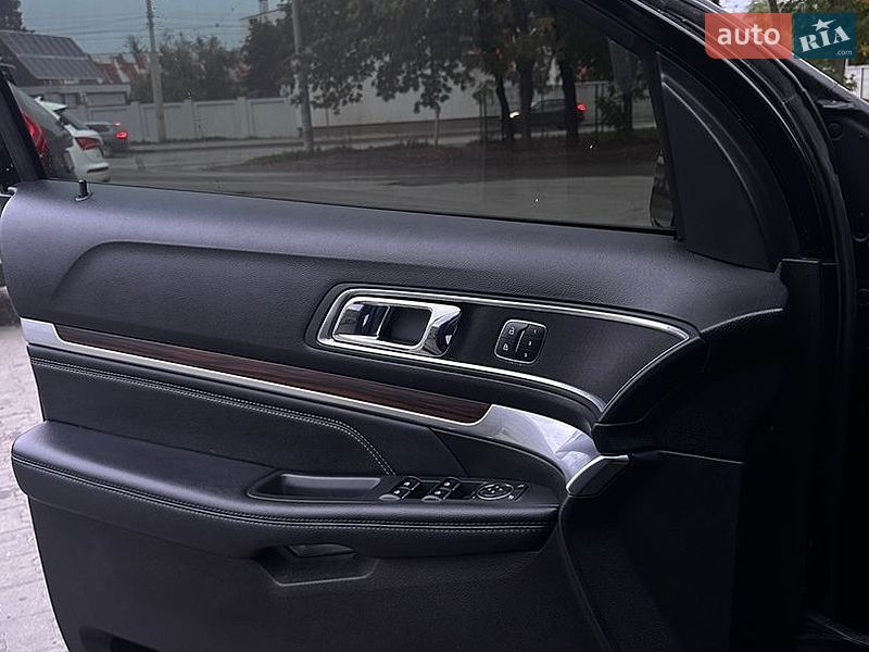 Позашляховик / Кросовер Ford Explorer 2017 в Львові фото 16 Позашляховик / Кросовер Ford Explorer 2017 в Львові