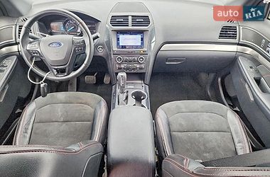 Внедорожник / Кроссовер Ford Explorer 2018 в Львове