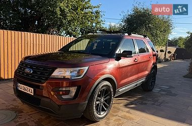 Внедорожник / Кроссовер Ford Explorer 2016 в Гатном
