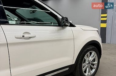 Позашляховик / Кросовер Ford Explorer 2018 в Кропивницькому