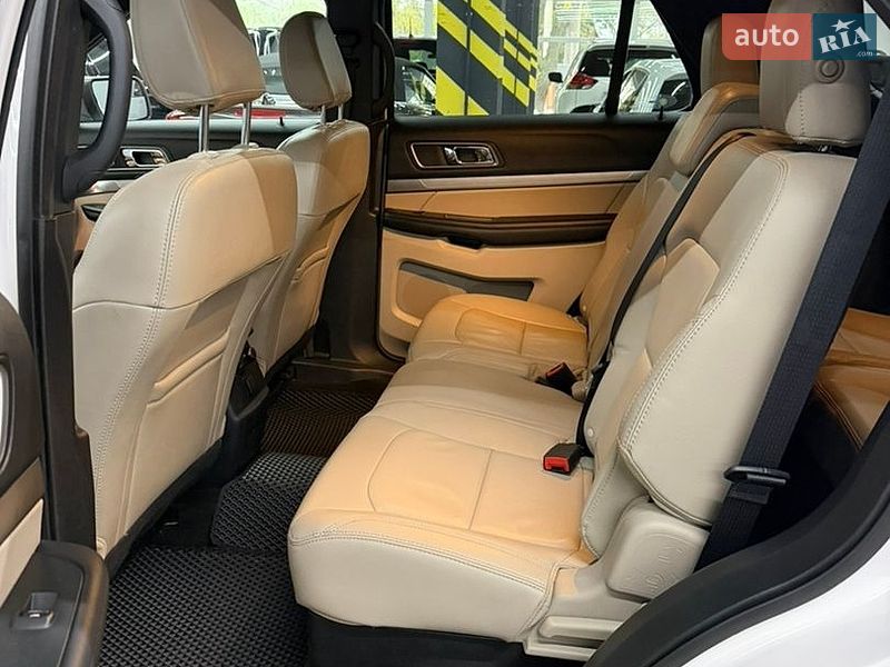 Позашляховик / Кросовер Ford Explorer 2018 в Кропивницькому