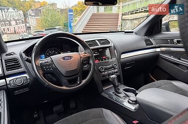 Внедорожник / Кроссовер Ford Explorer 2017 в Киеве