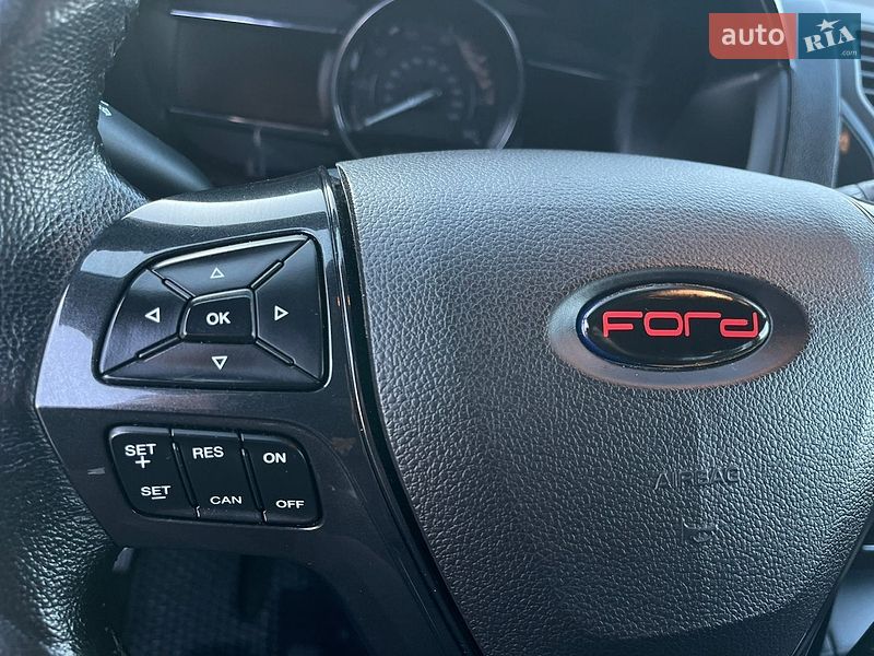 Позашляховик / Кросовер Ford Explorer 2018 в Рівному