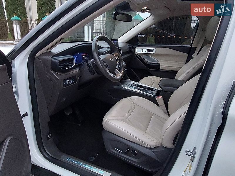 Позашляховик / Кросовер Ford Explorer 2020 в Дубні