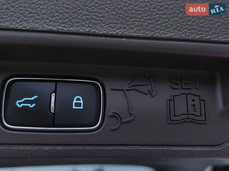 Позашляховик / Кросовер Ford Explorer 2020 в Дубні