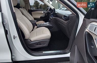 Позашляховик / Кросовер Ford Explorer 2020 в Дубні