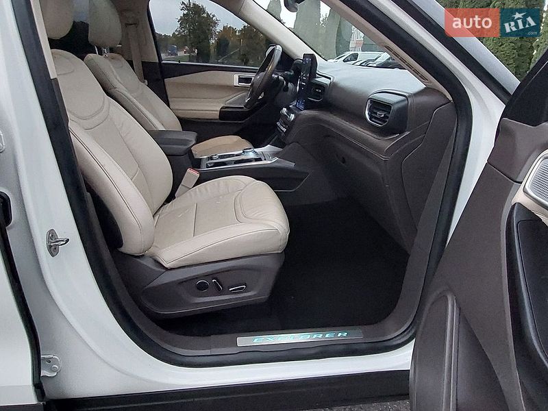 Позашляховик / Кросовер Ford Explorer 2020 в Дубні