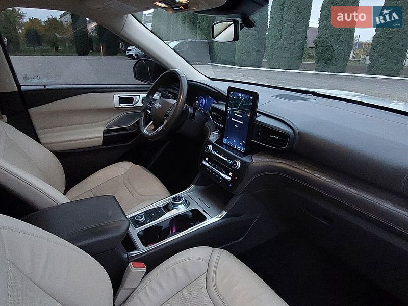 Позашляховик / Кросовер Ford Explorer 2020 в Дубні