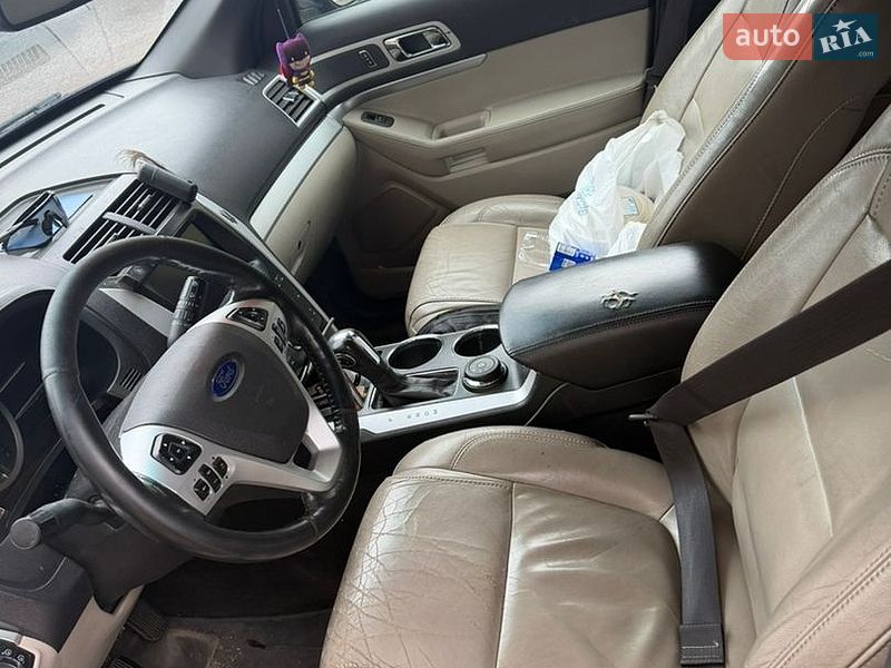 Внедорожник / Кроссовер Ford Explorer 2012 в Киеве