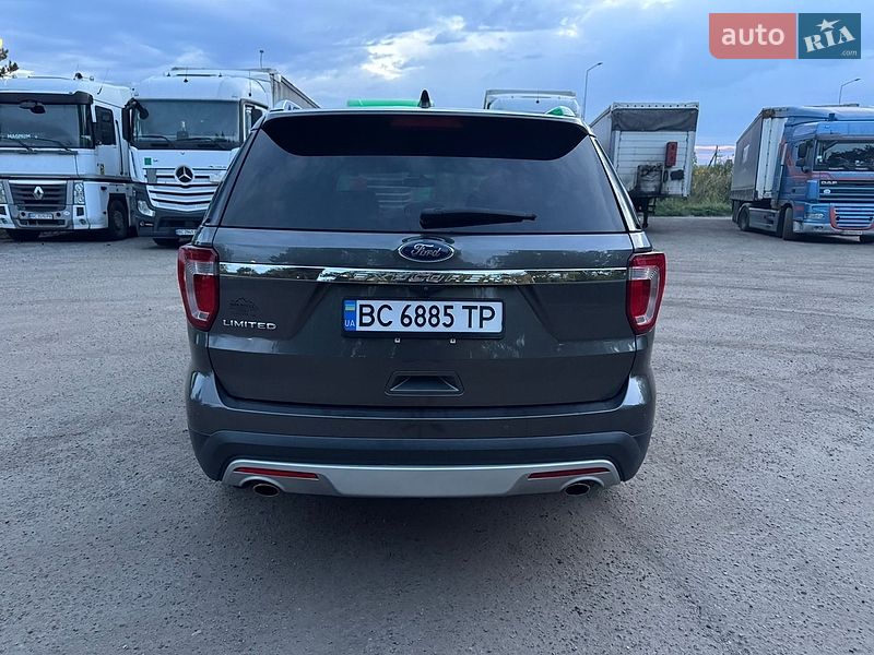 Позашляховик / Кросовер Ford Explorer 2017 в Львові