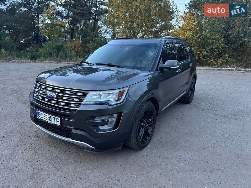 Позашляховик / Кросовер Ford Explorer 2017 в Львові