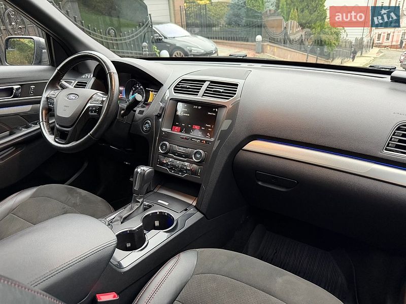Внедорожник / Кроссовер Ford Explorer 2017 в Киеве