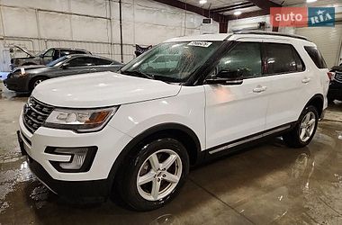 Позашляховик / Кросовер Ford Explorer 2017 в Чернівцях