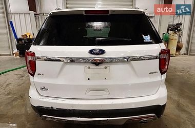 Позашляховик / Кросовер Ford Explorer 2017 в Чернівцях