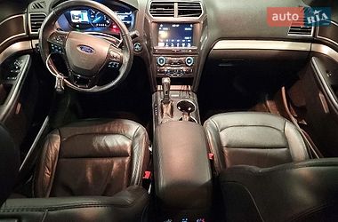 Позашляховик / Кросовер Ford Explorer 2017 в Чернівцях