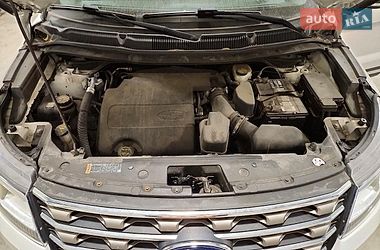 Позашляховик / Кросовер Ford Explorer 2017 в Чернівцях