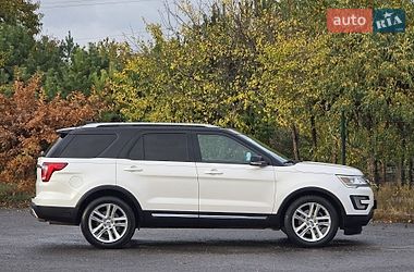 Позашляховик / Кросовер Ford Explorer 2017 в Хмельницькому