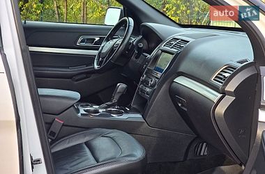 Позашляховик / Кросовер Ford Explorer 2017 в Хмельницькому