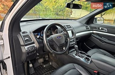 Позашляховик / Кросовер Ford Explorer 2017 в Хмельницькому