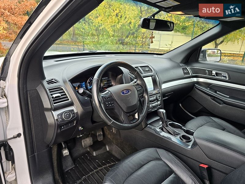 Позашляховик / Кросовер Ford Explorer 2017 в Хмельницькому