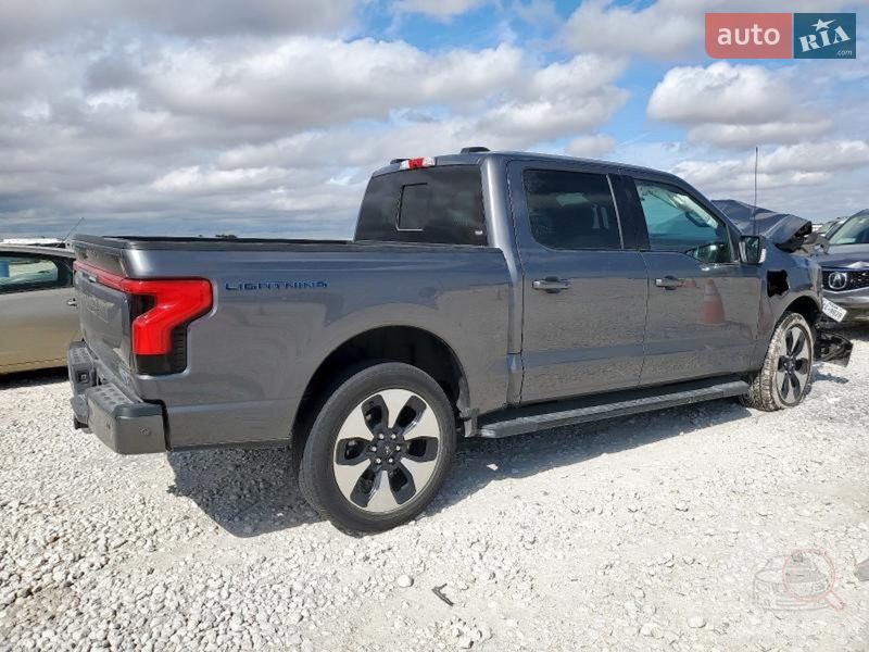Пикап Ford F-150 Lightning 2022 в Черновцах