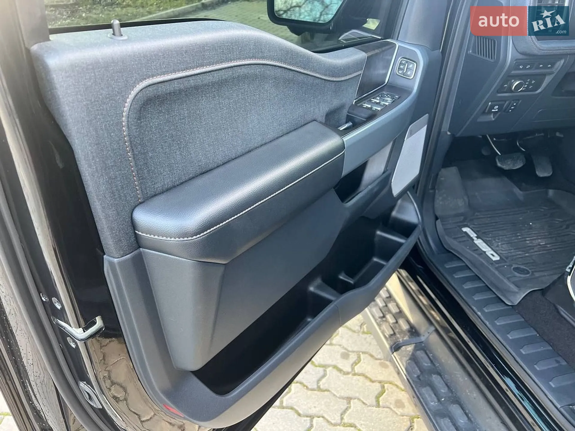2022 Ford F-150 - мініатюра 17
