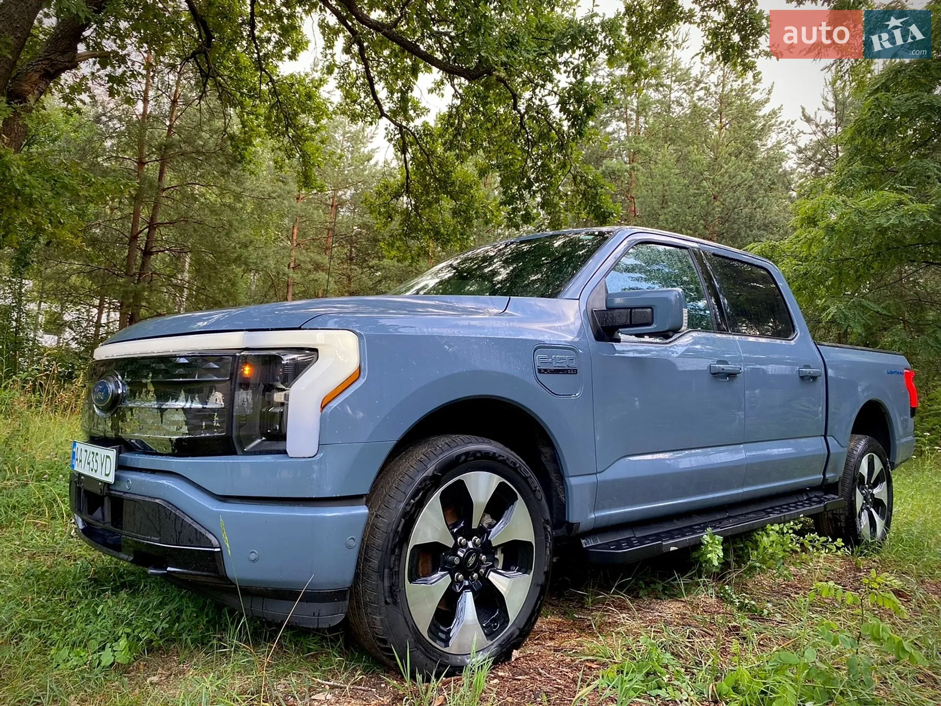 Ford F-150 Lightning 2023 VIN 1FTVW1EL6PWG30190 фото оголошення 2 з 10