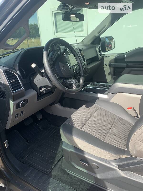 Пикап Ford F-150 2015 в Одессе