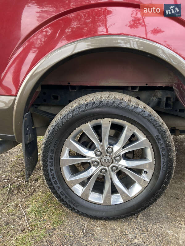 Пикап Ford F-150 2015 в Малине