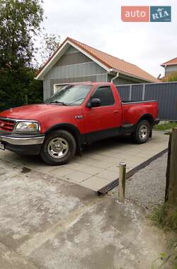 Пикап Ford F-150 2003 в 